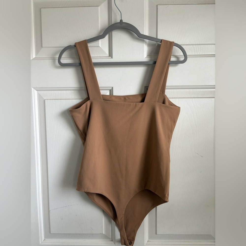 Nuuds Square Neck Tank bodysuit size Large - Picture 5 of 5